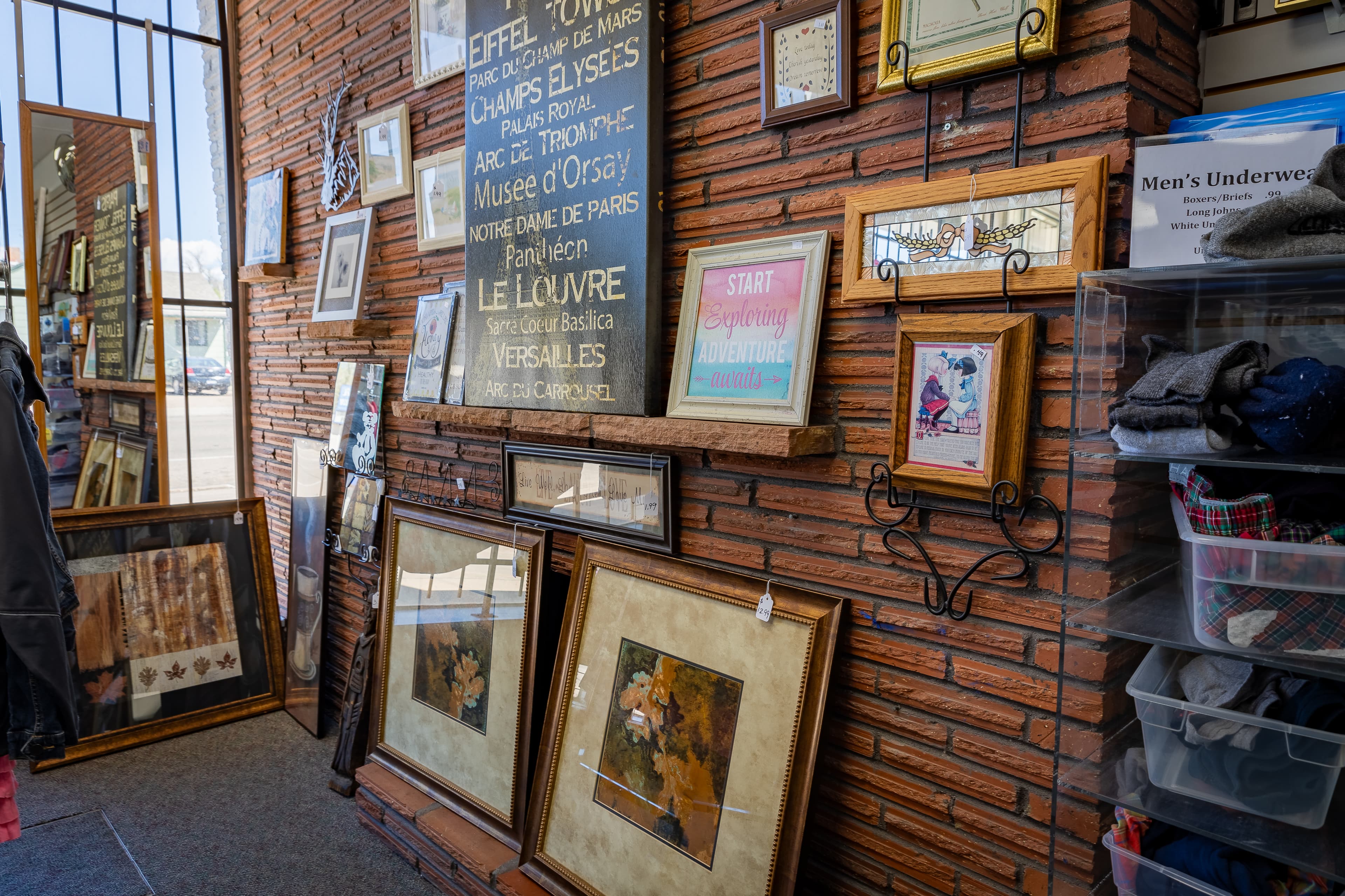 Volunteers Enriching Weld Pictures/Picture Frames